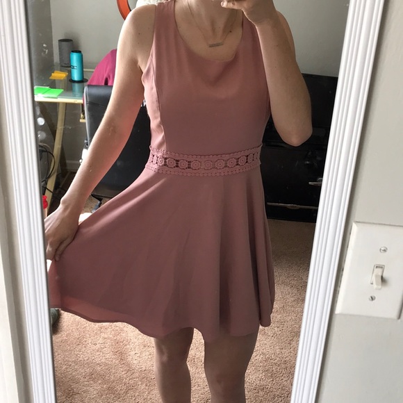 Dress - Picture 3 of 6